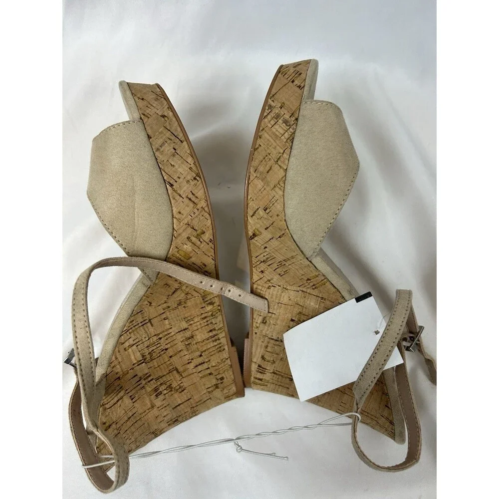 Charles by Charles David Beige Cork Wedge Sandals Womens 11 Open Toe Ankle Strap